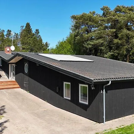 8017-knebel-manhojvej-1