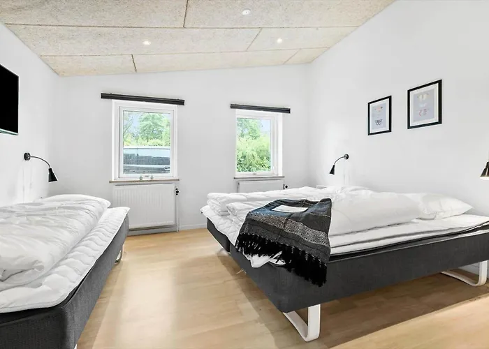 8017-knebel-manhojvej-1 *